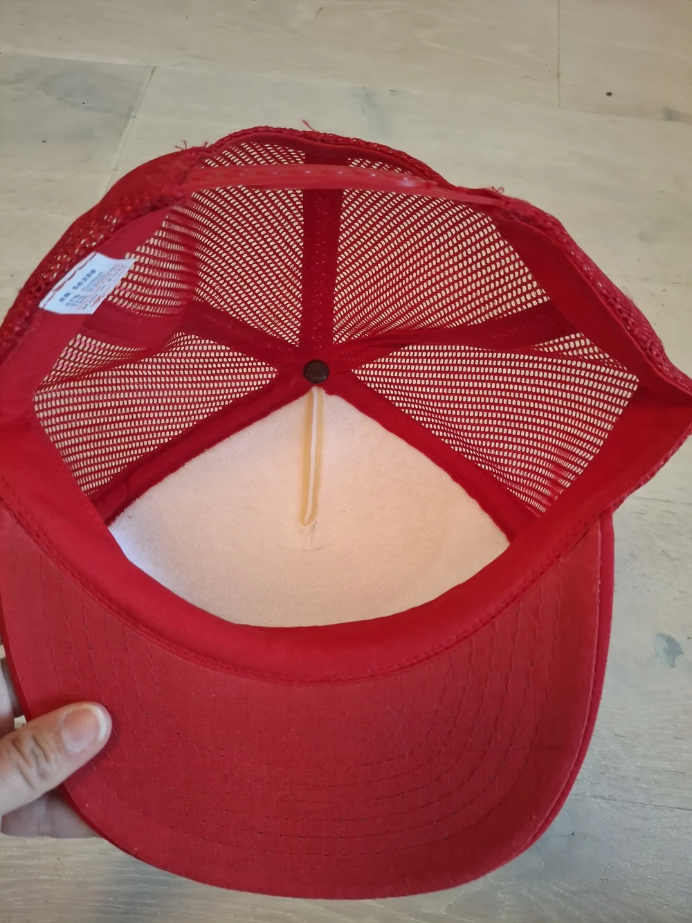 Vintage Red and White Alaska 'The Last Frontier' Trucker Hat Moose Print